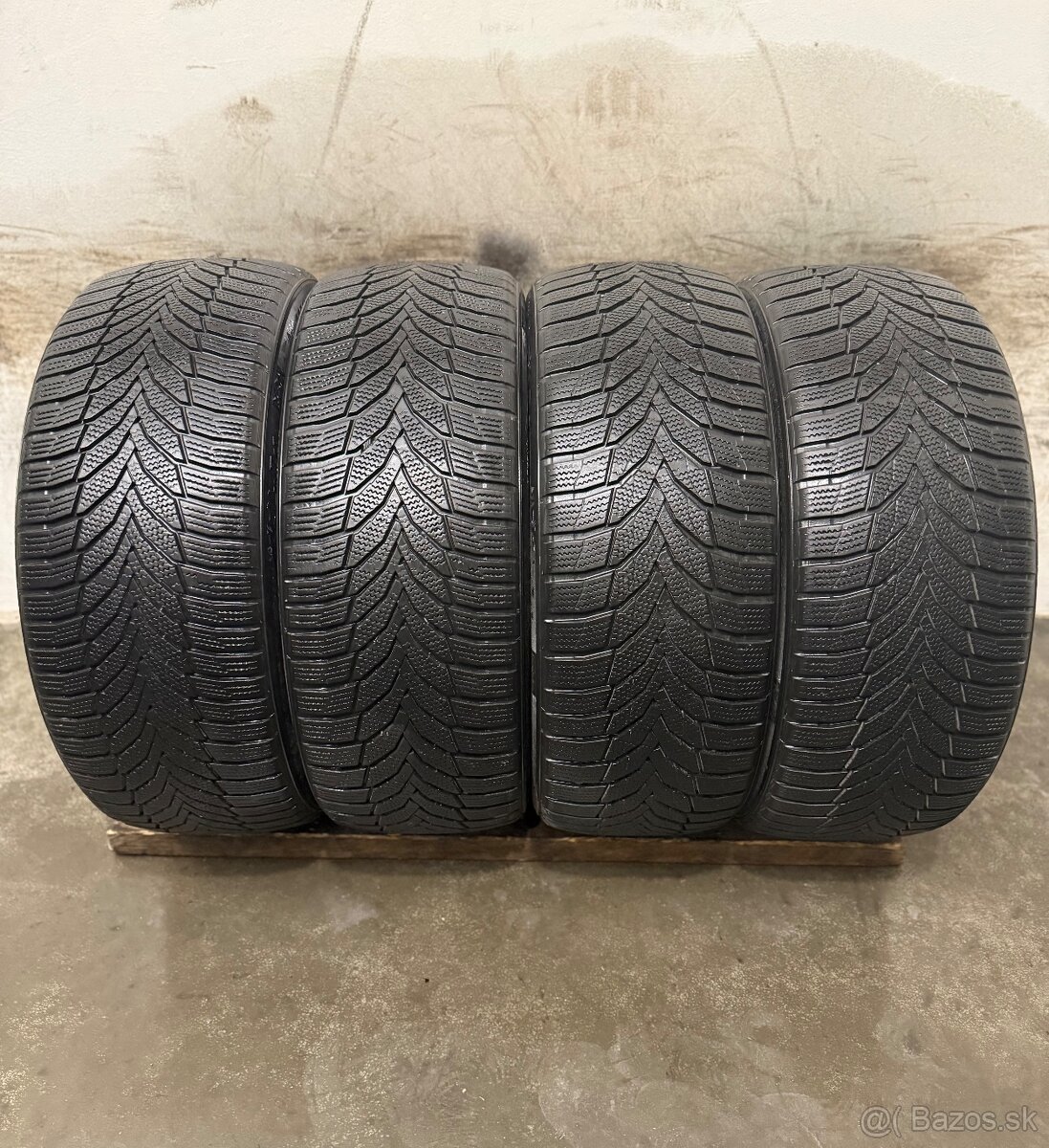 Zimné pneumatiky 235/45/19 Nexen Winguard Sport 2 WU7