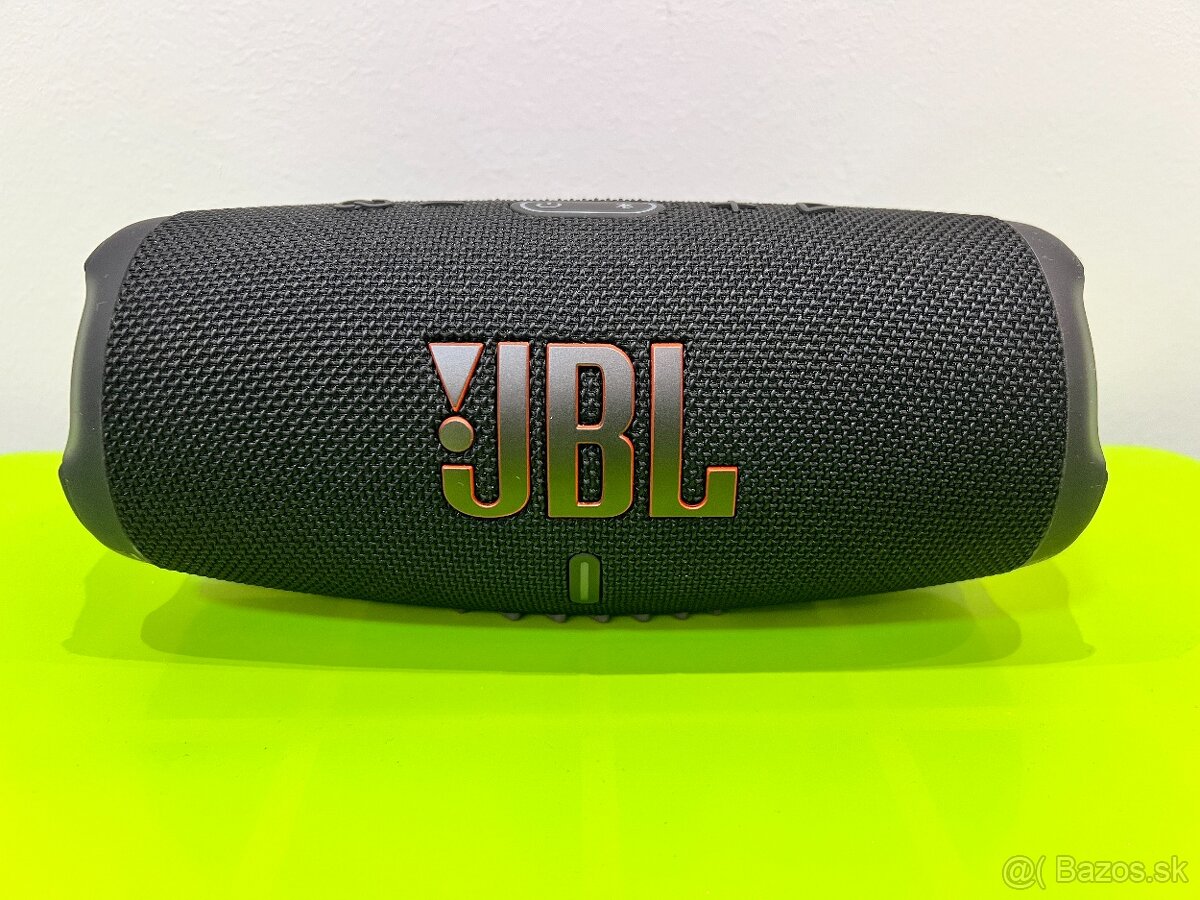 JBL Charge 5 black