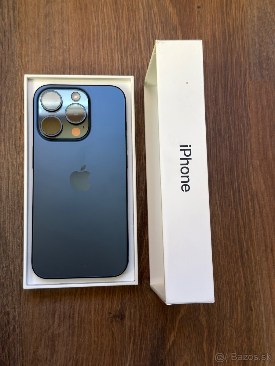 Predám Iphone 15pro