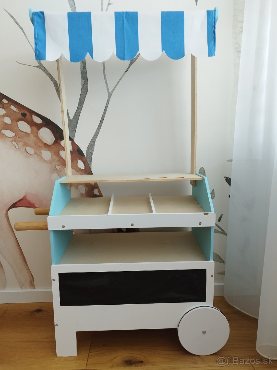 Zmrzlinovy stanok pre deti