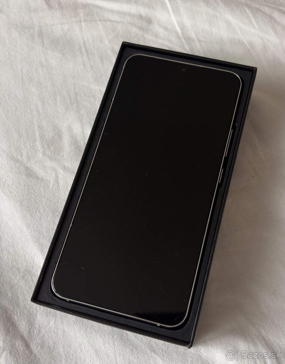 Samsung Galaxy S22+ 128GB Biely