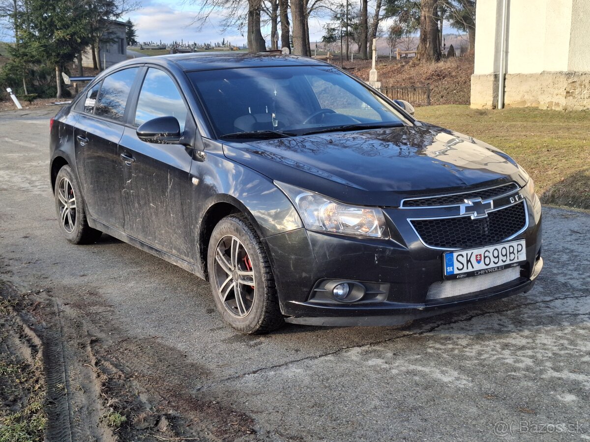 Predám chevrolet Cruze 1.6bendzin