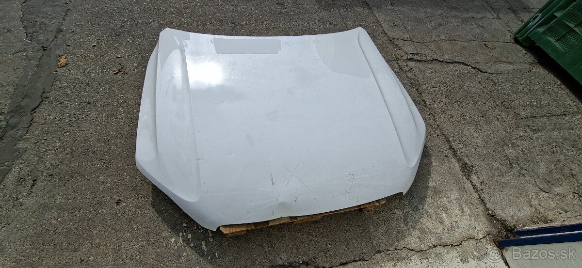 Predná kapota na Volvo xc90