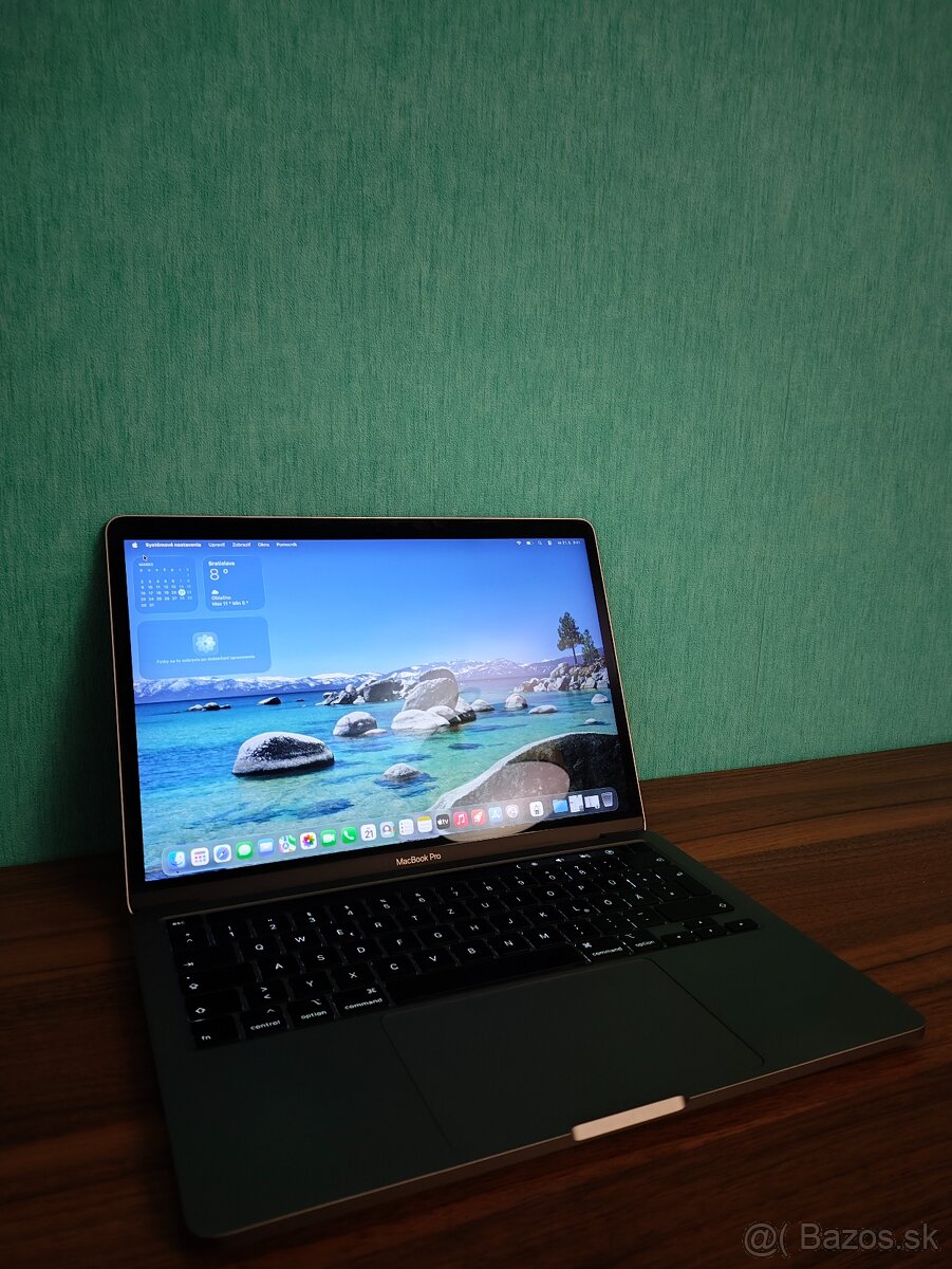 MacBook Pro 2020 | i7 • 32GB • 512GB SSD