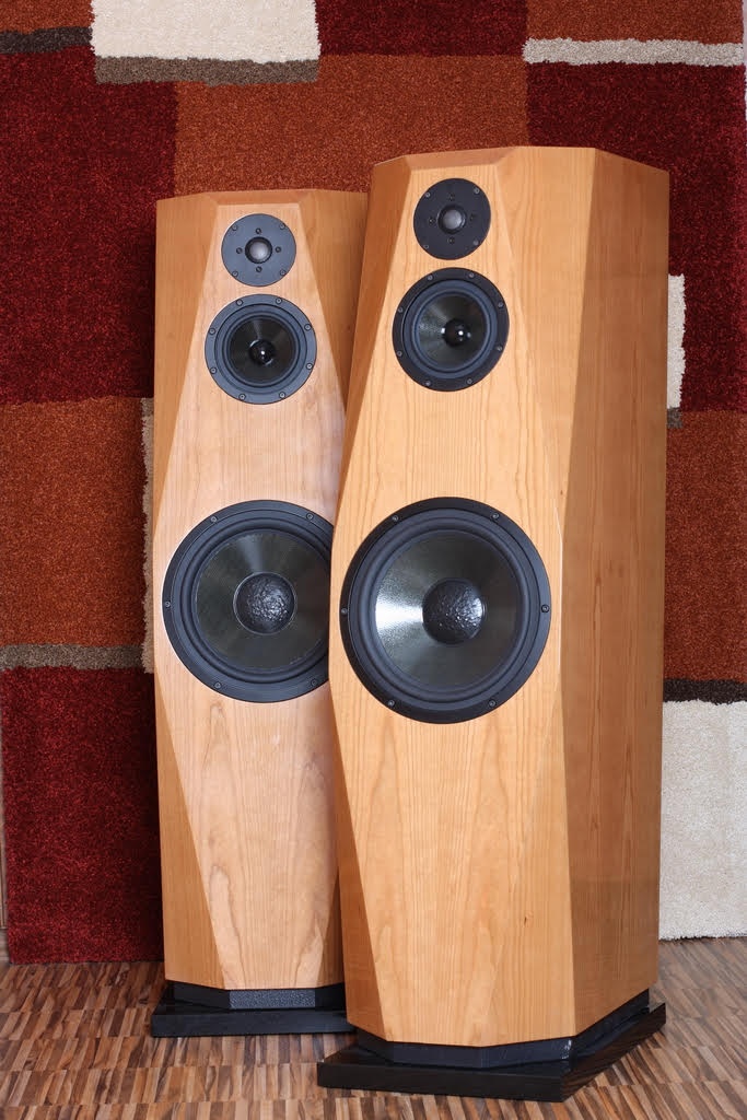 basove REPRA 28 cm ETON 11" +REPROBOXY cca 60L 2ks