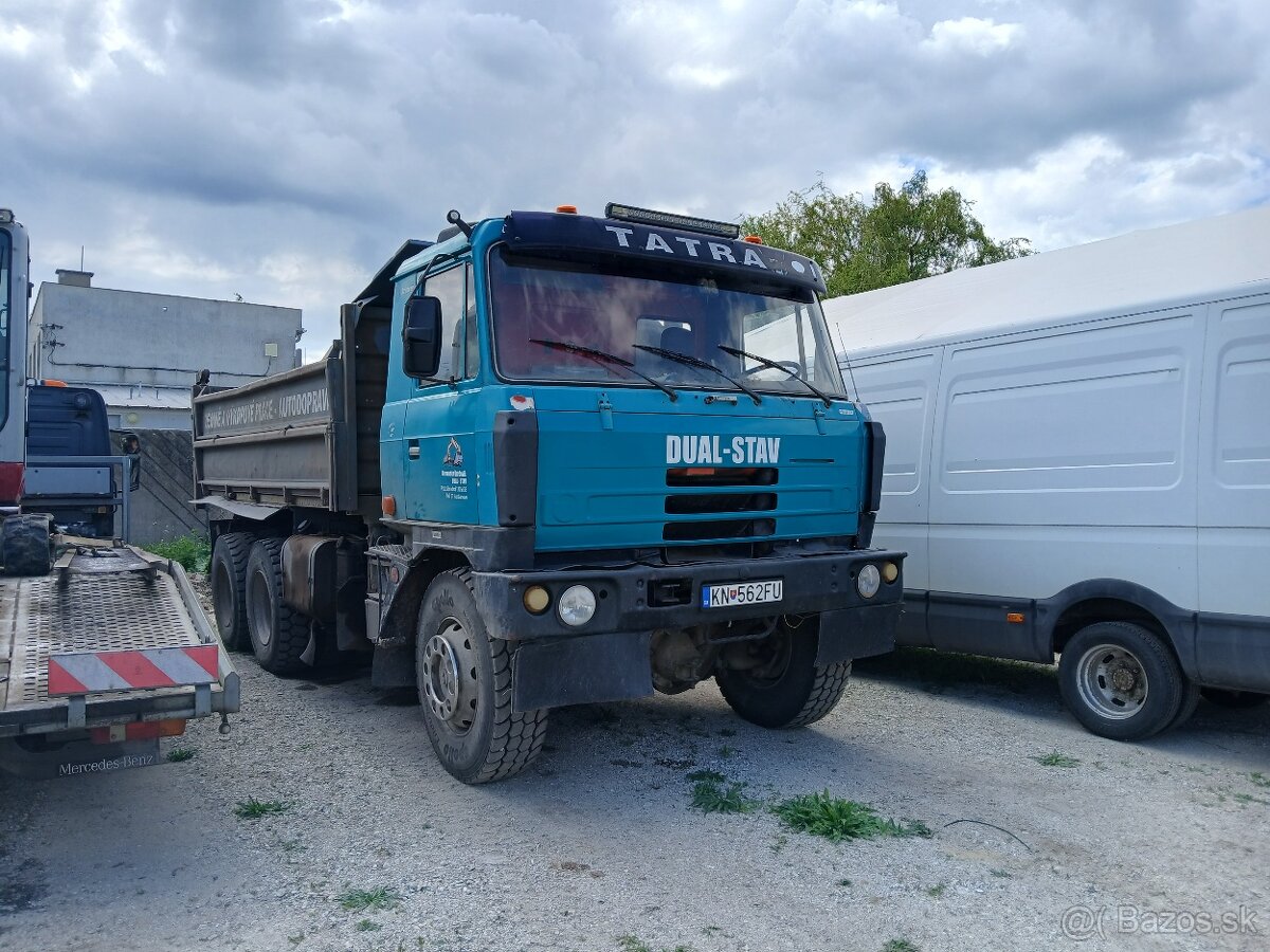 Tatra 815