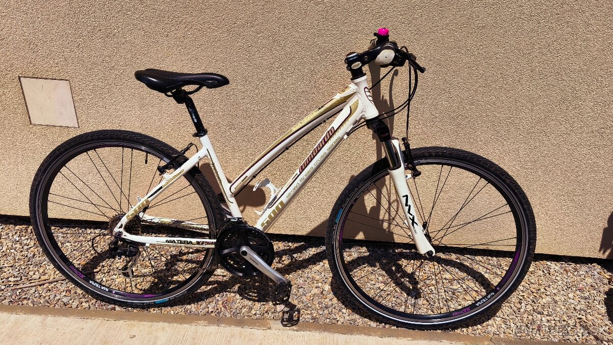 Dámsky trekingový bicykel talianskej značky Lombardo