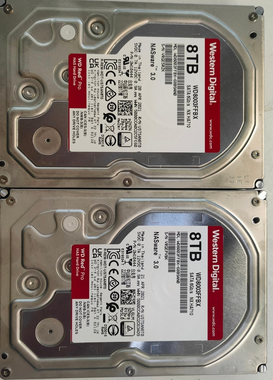 2x WD RED Pro 8TB (7200rpm)