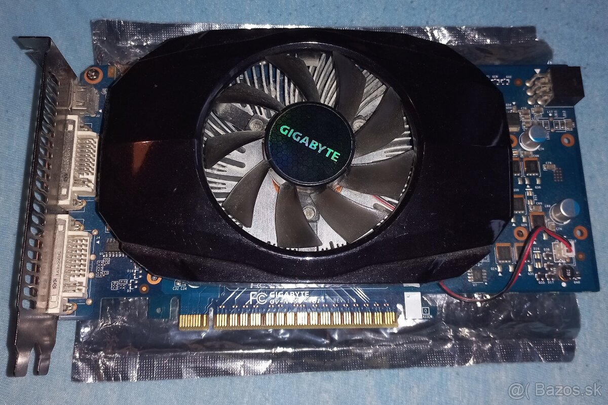 Predam GIGABYTE N450 1GB