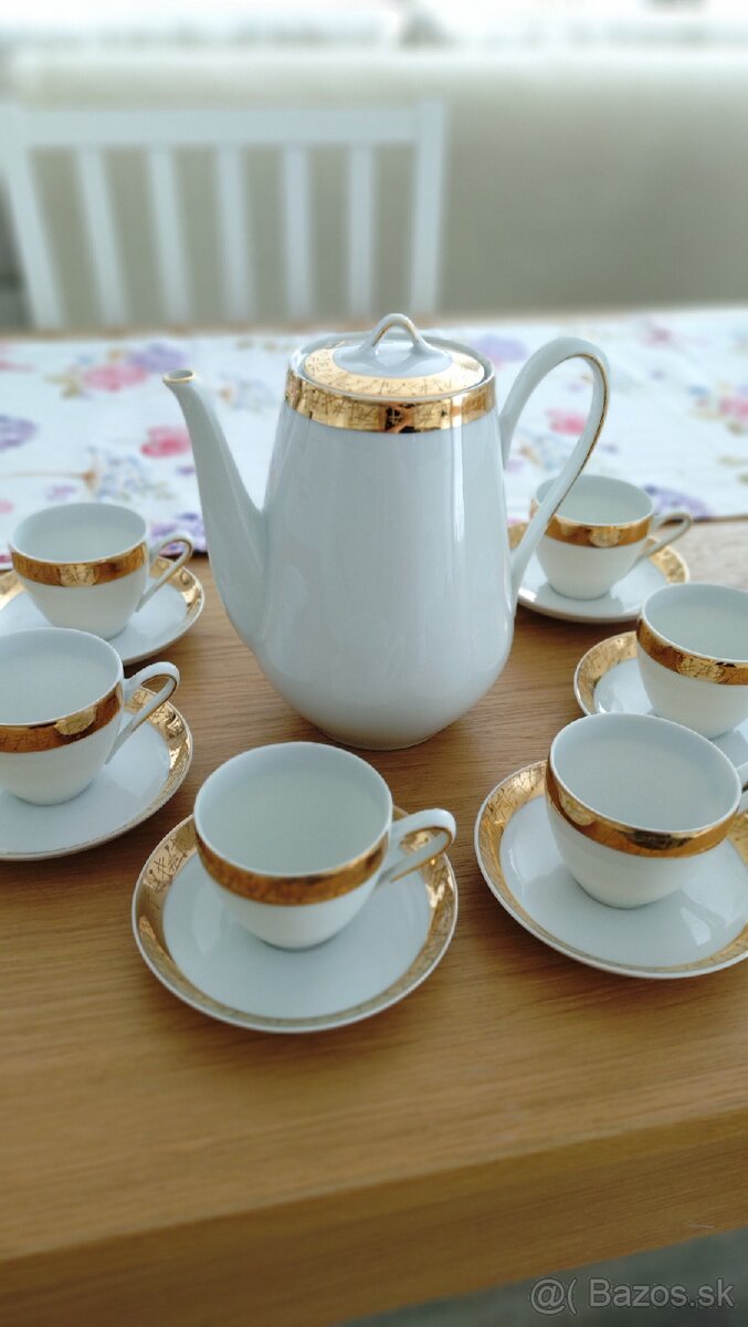 Porcelanova kavova sada MZ Czechoslovakia, bielo-zlata