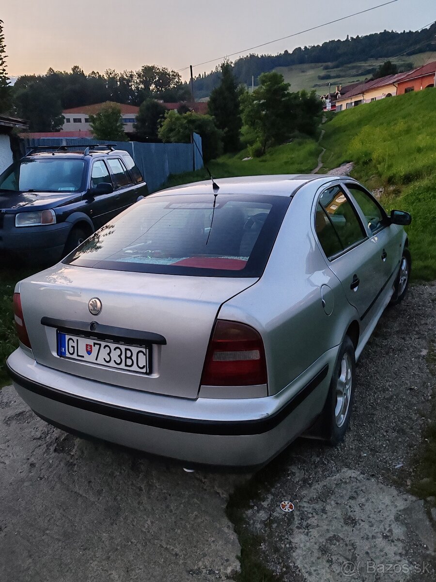 Škoda octavia 1.6.benzin