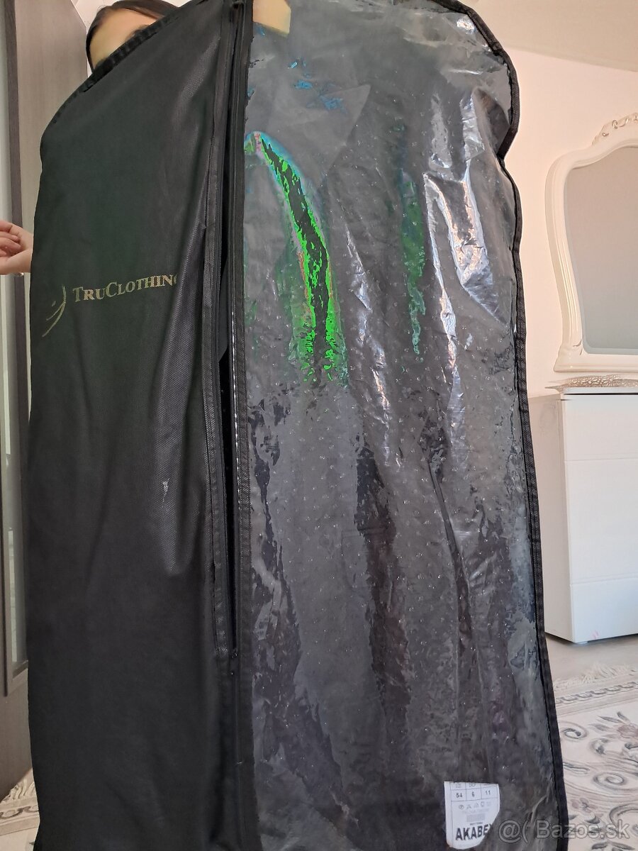 Pansky spolocensky oblek