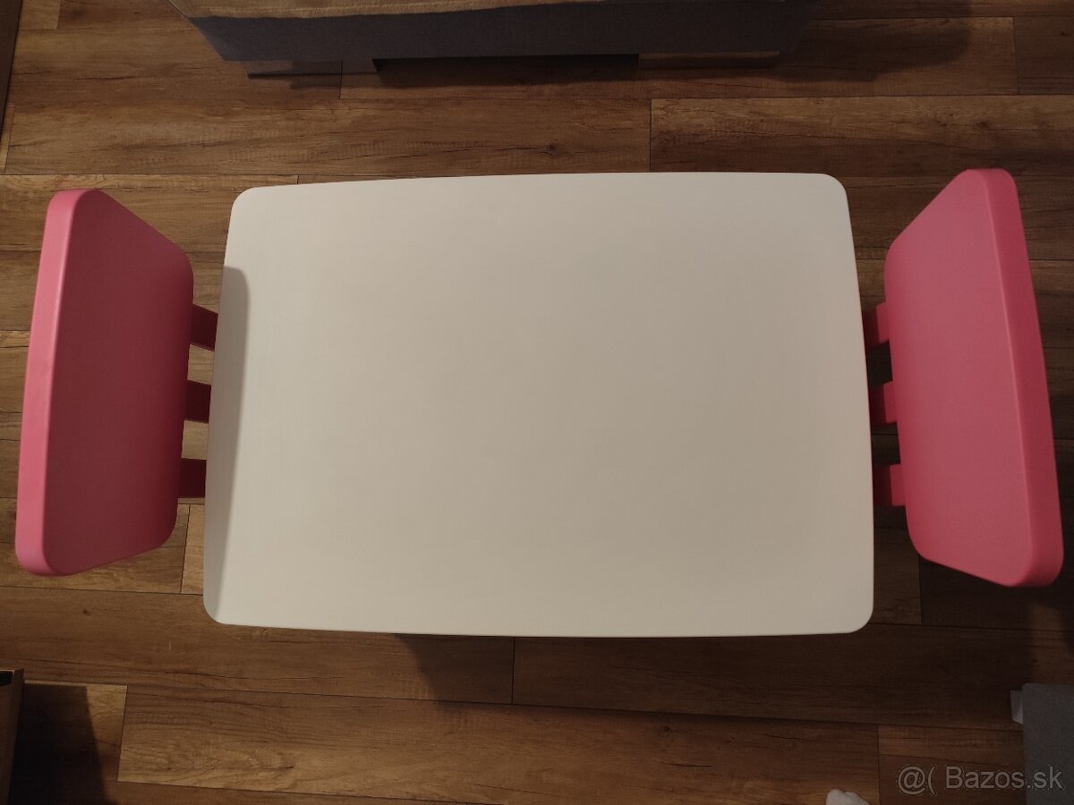 IKEA Mammut stôl a stoličky