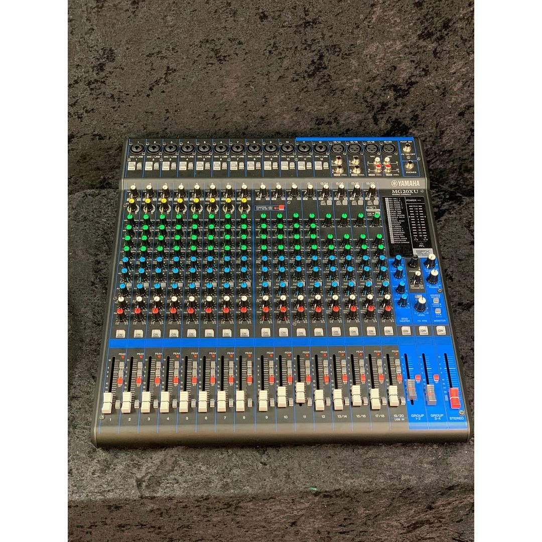 YAMAHA MG20XU mixpult