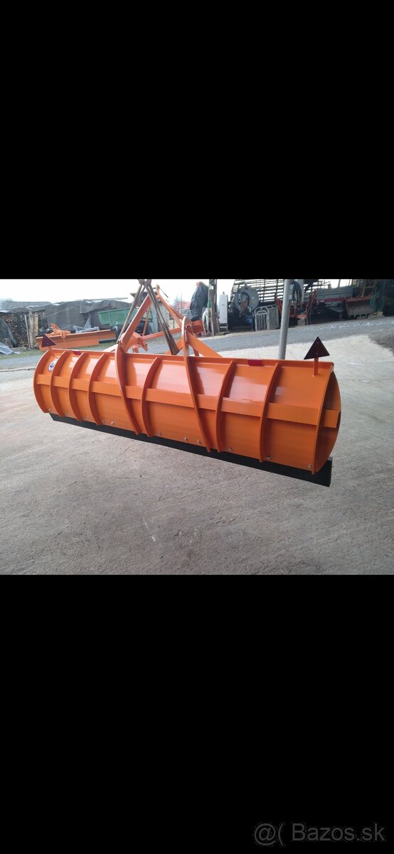 Ponúkam masívne  snežné  radlice