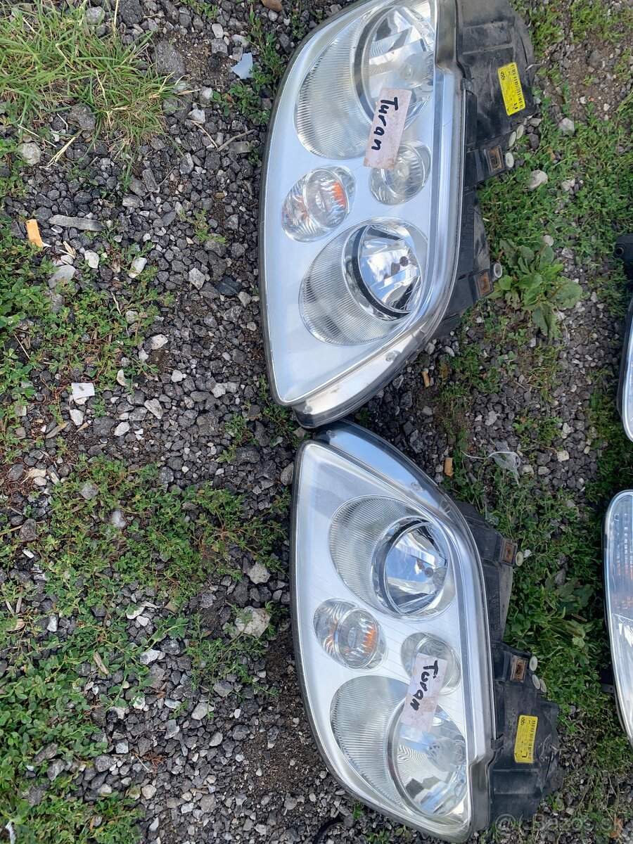 Predam predné svetla VW Touran