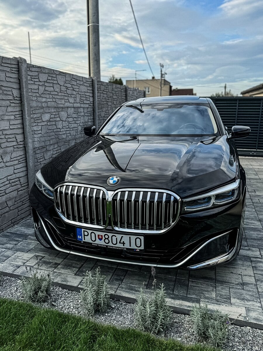 BMW Rad 7 (G11/G12) 740d xDrive 340HP | TOP STAV | DPH | Mas