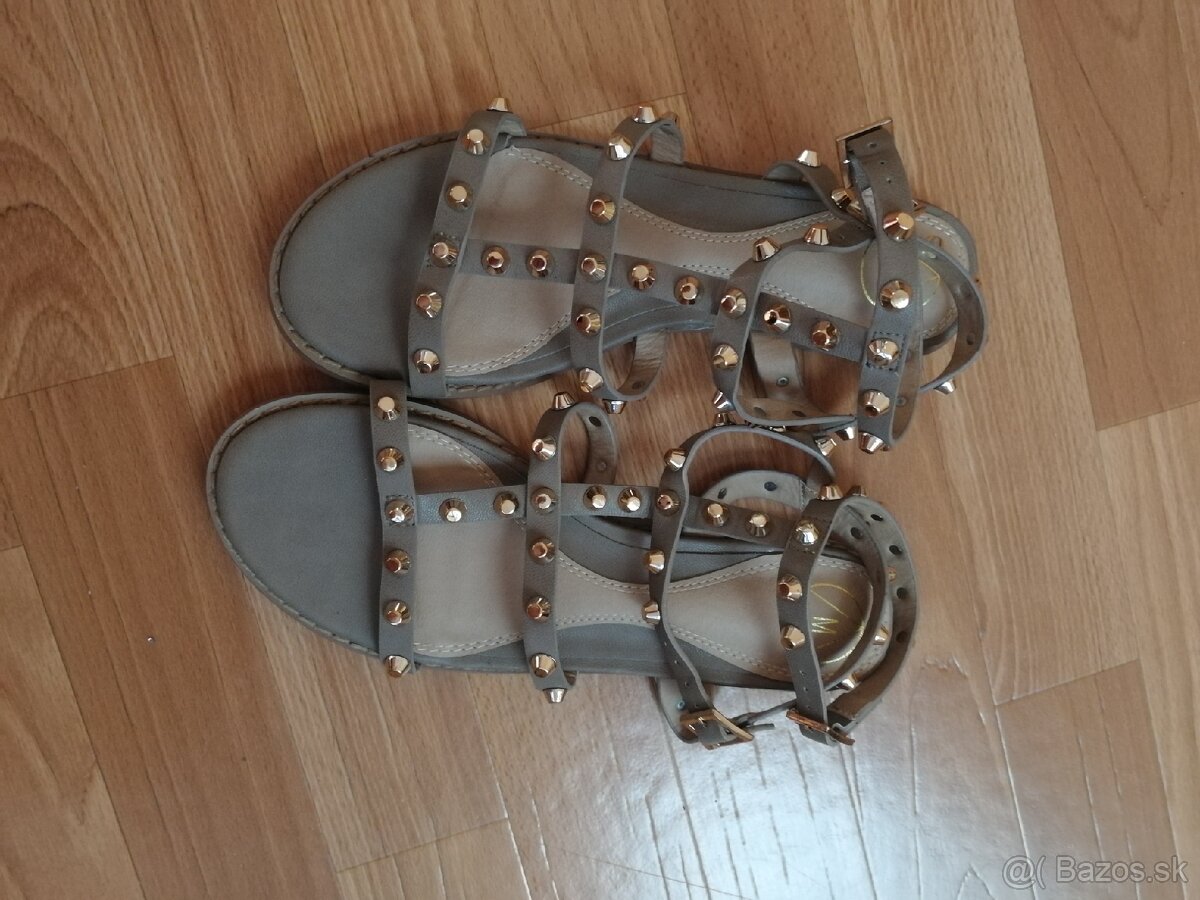 Damske letné sandále, veľkosť 39