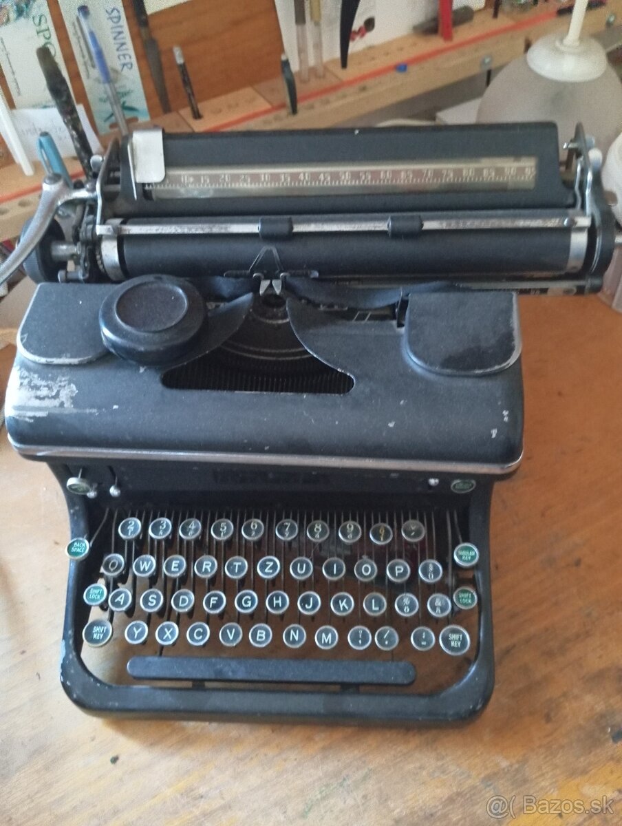 Písací stroj - woodstock