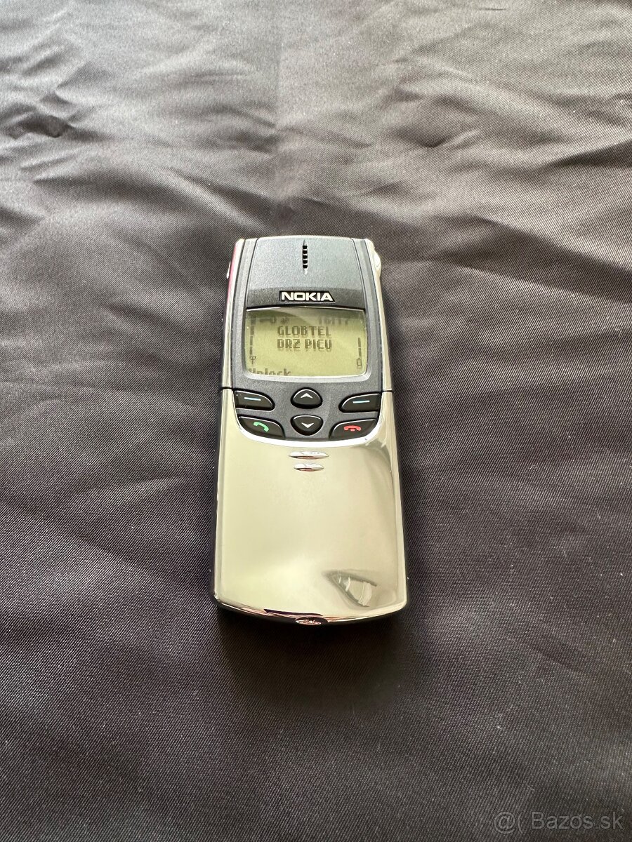 Nokia 8810
