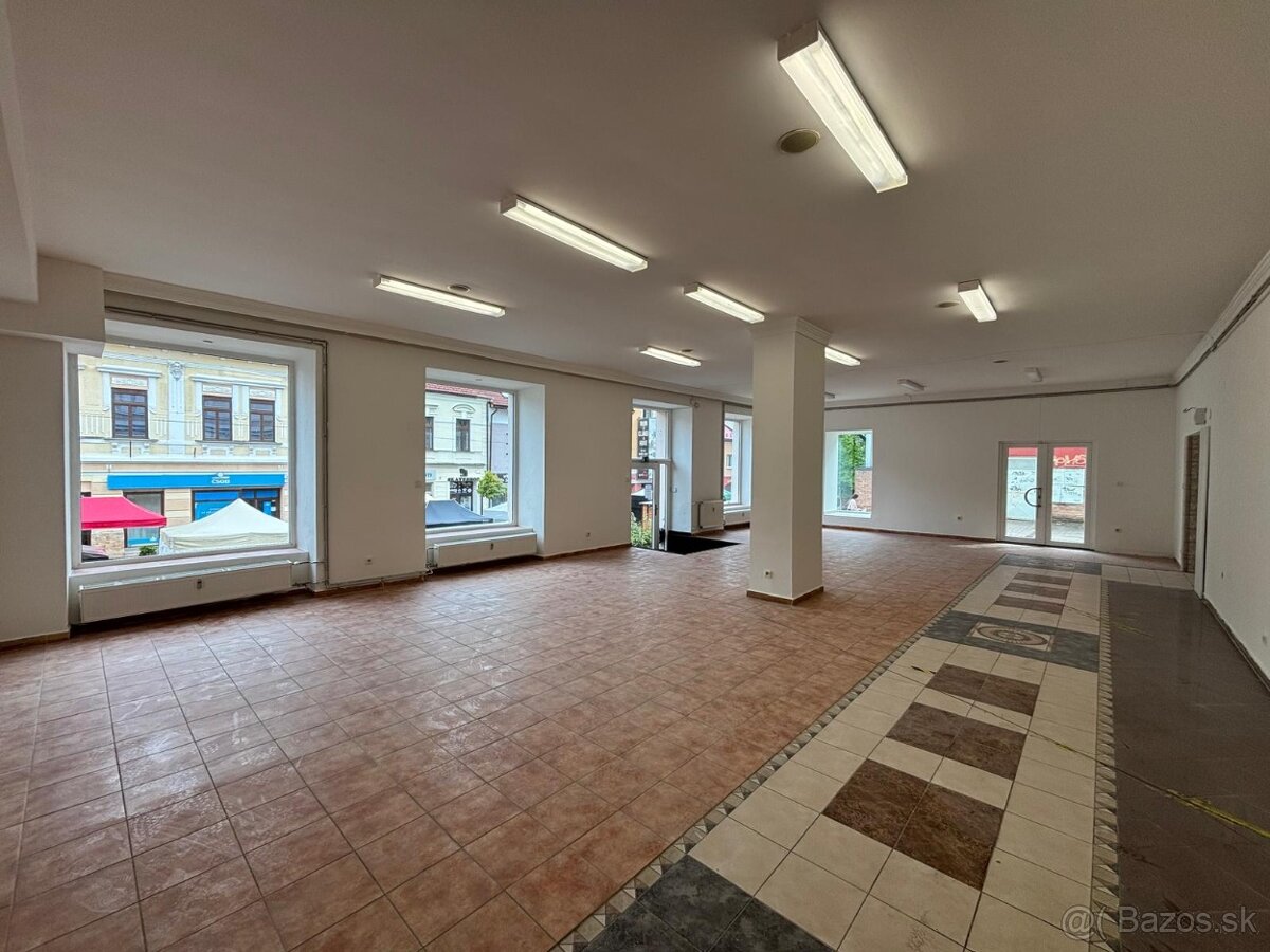 Ponúkame na prenájom obchodný priestor v centre Poprade