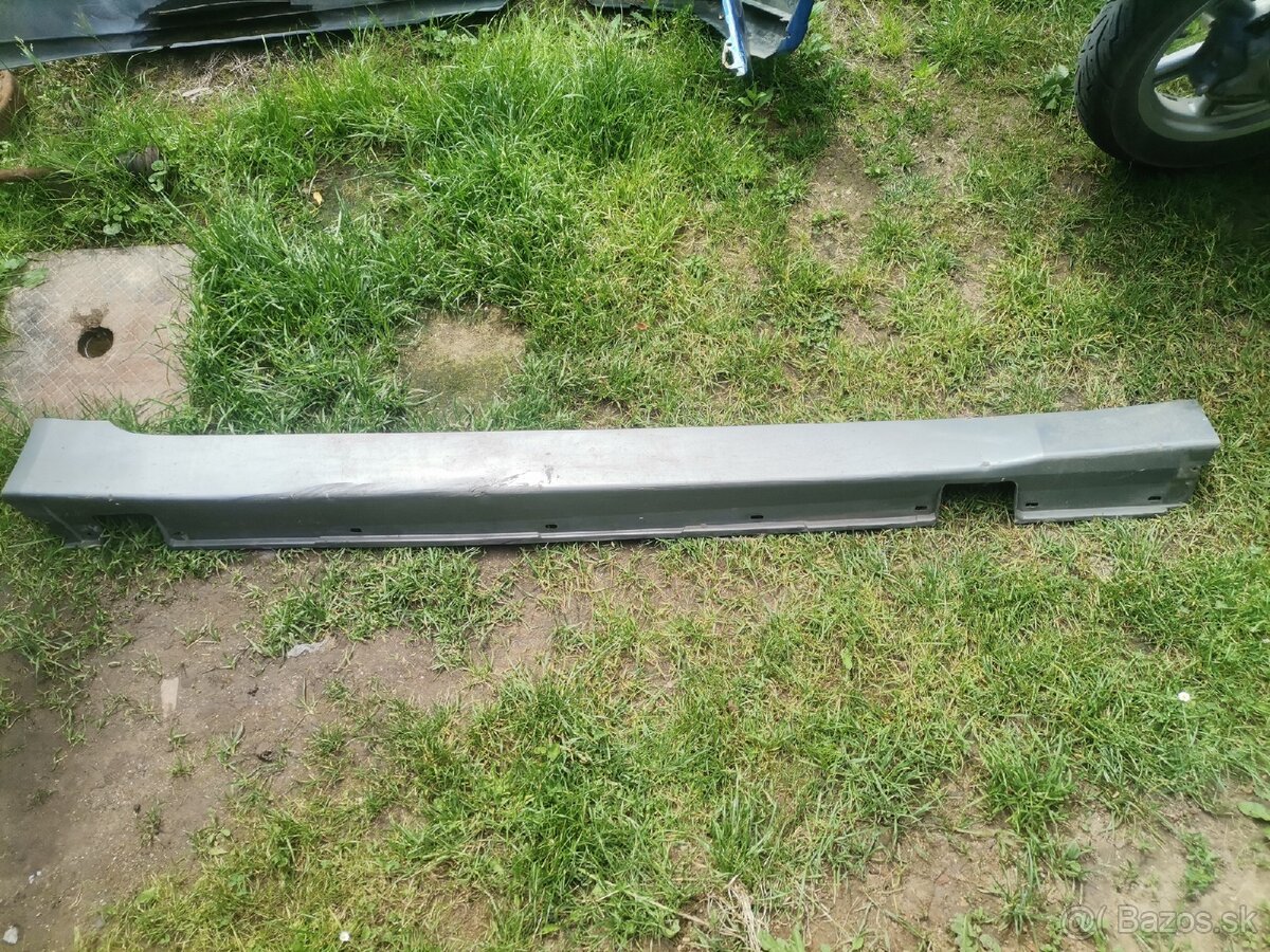 Podbehy Kryty prahov bmw e60 sedan