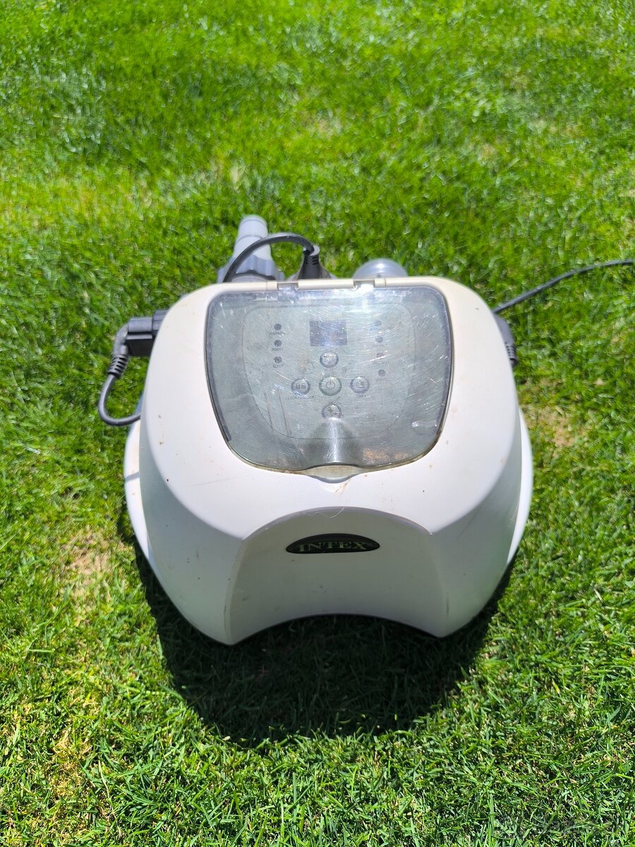 INTEX 26688 Kryštál Clear solinátor do 56m3