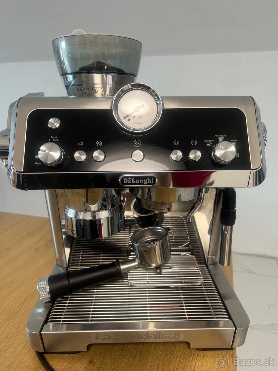 Pákový kávovar De'Longhi La Specialista OPERA EC9355.M nere