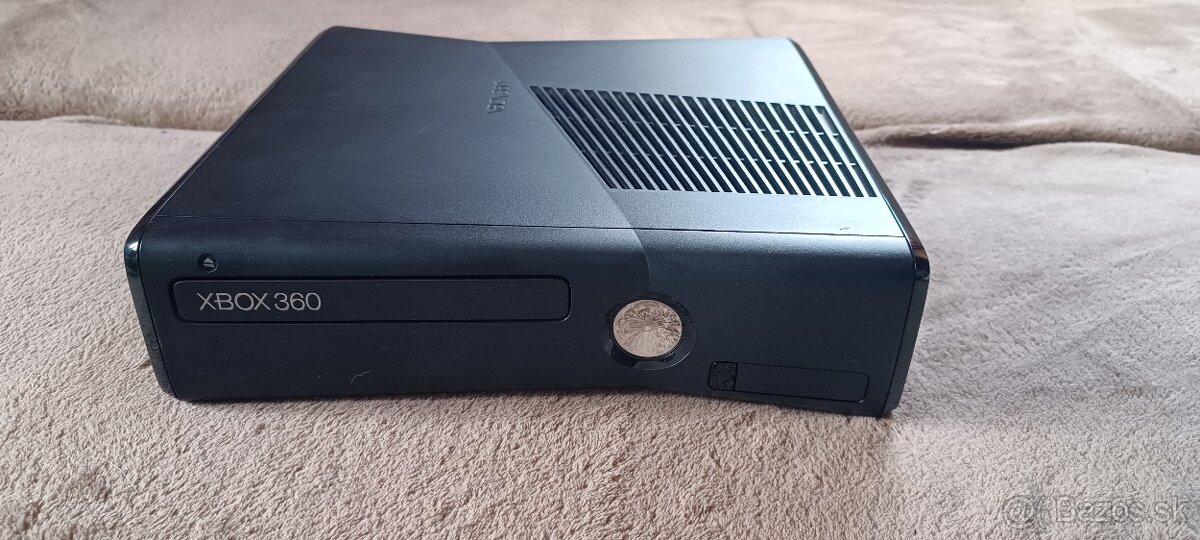 Xbox360 slim