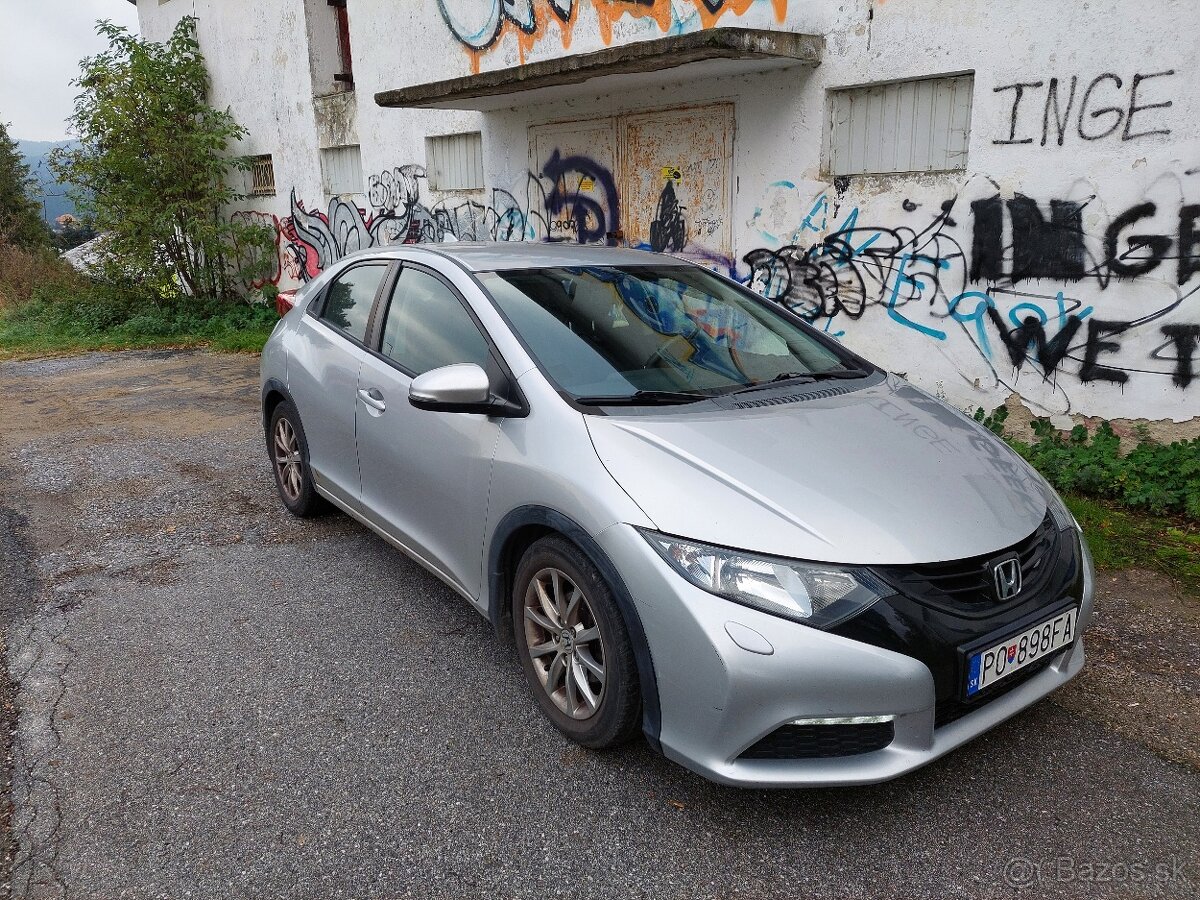 Honda Civic 5DR 1.4i, r. 2014