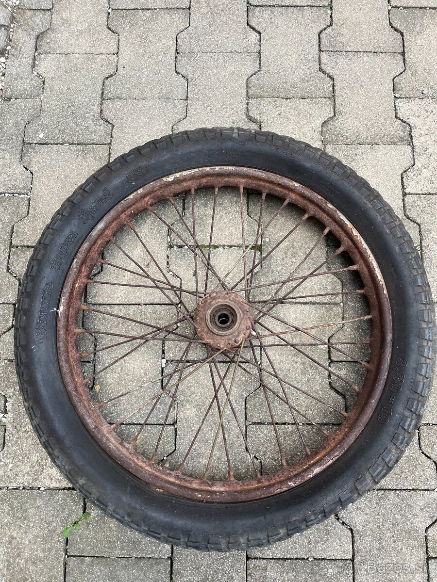 Jawa 250/350 Pérák