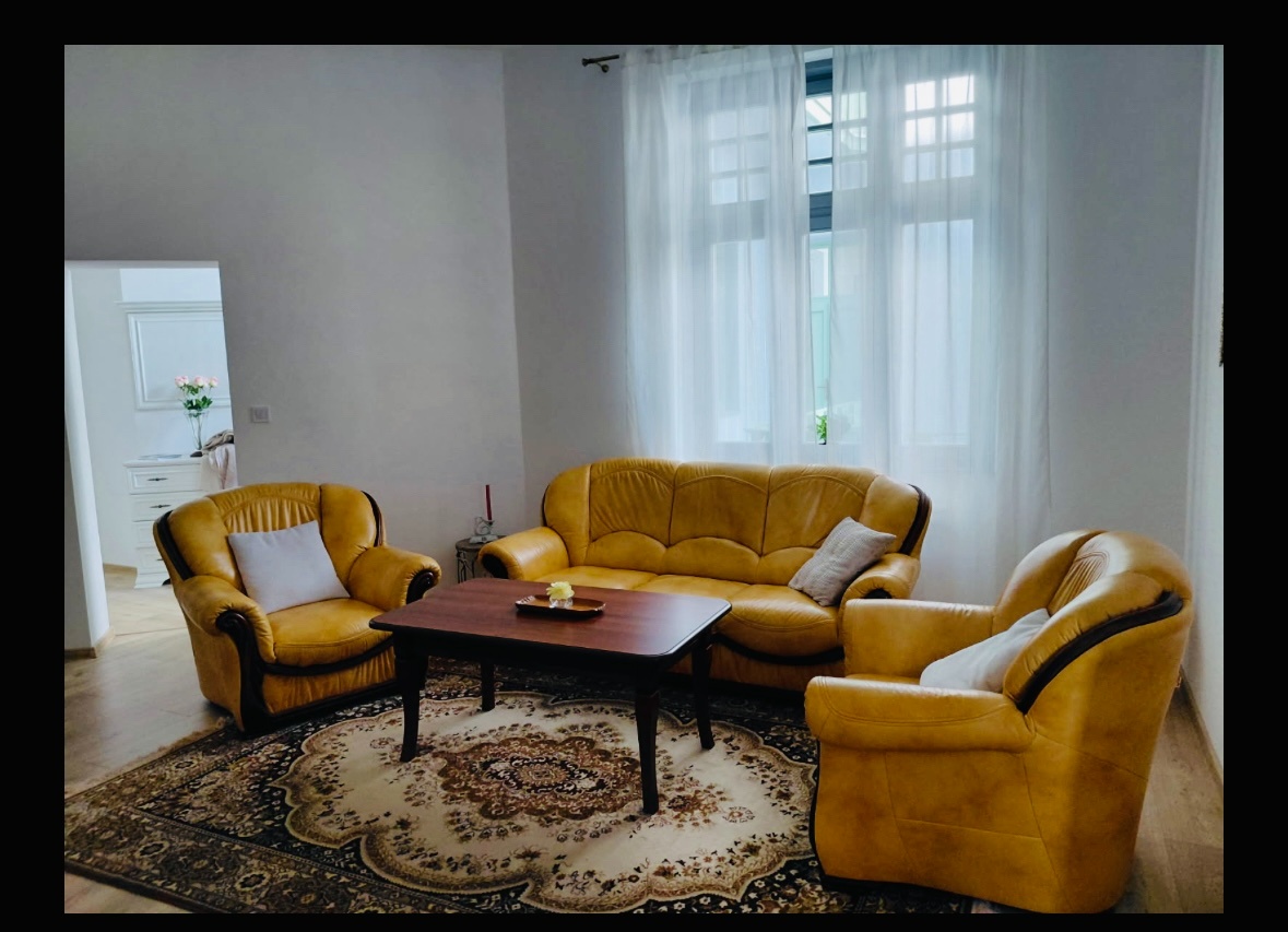 Prenájom velkometrážneho 3 izbového bytu v centre Košíc