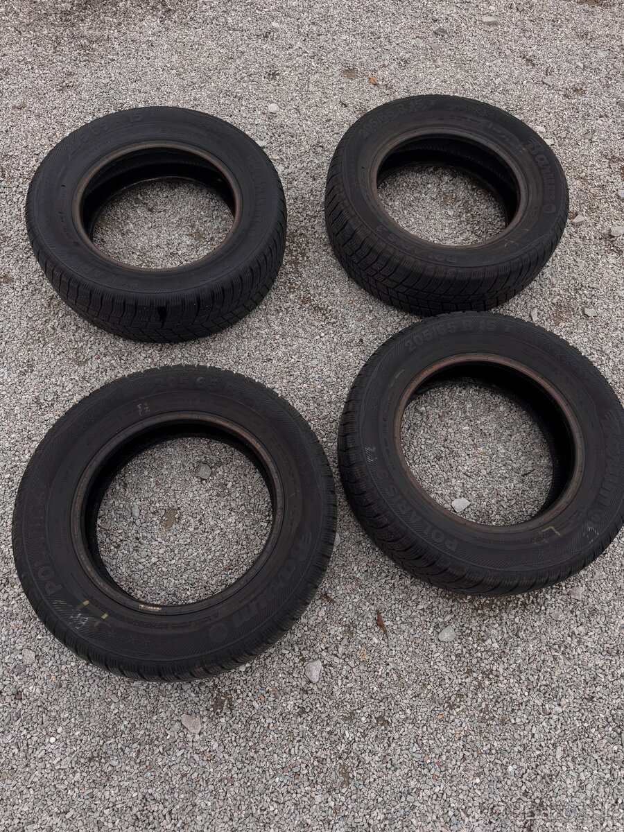 Zimné Pneu barum polaris 205/65 r15