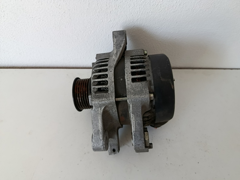 alternator opel astra 13579662 100€