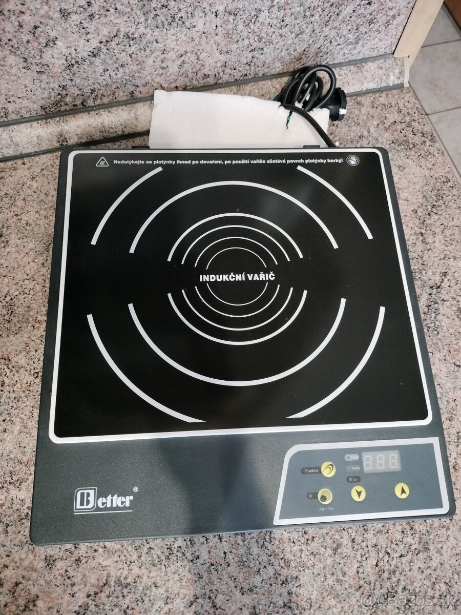 Indukčný varič 1800W