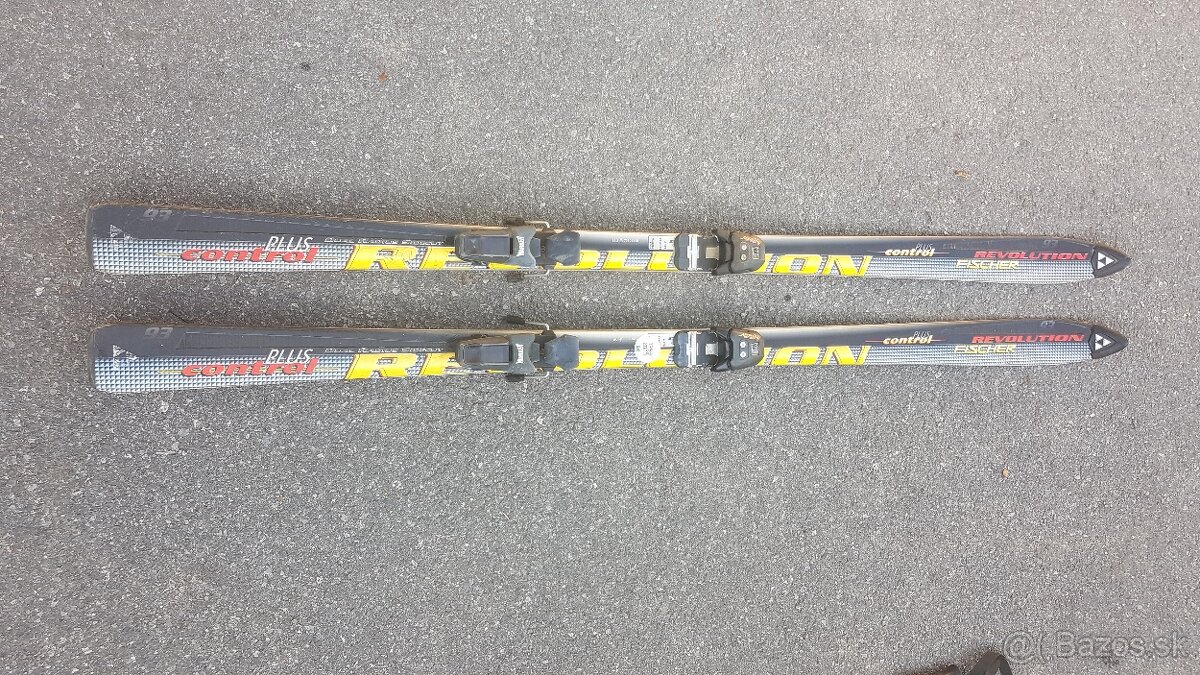 Lyže Fischer Revolution Control Plus s viazaním Marker M27