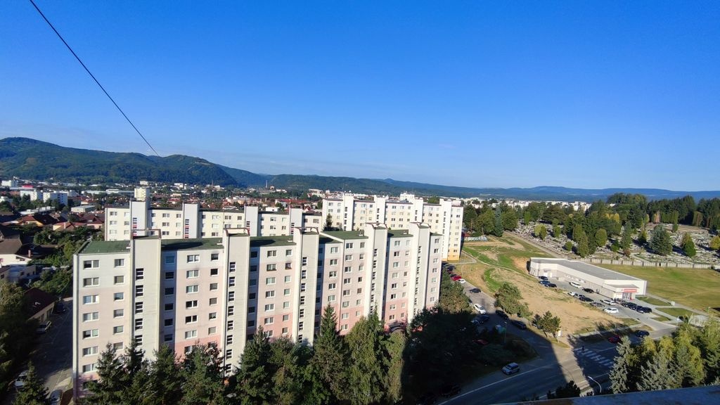 4 izbový byt s piatimi loggiami Zvolen Zlatý Potok