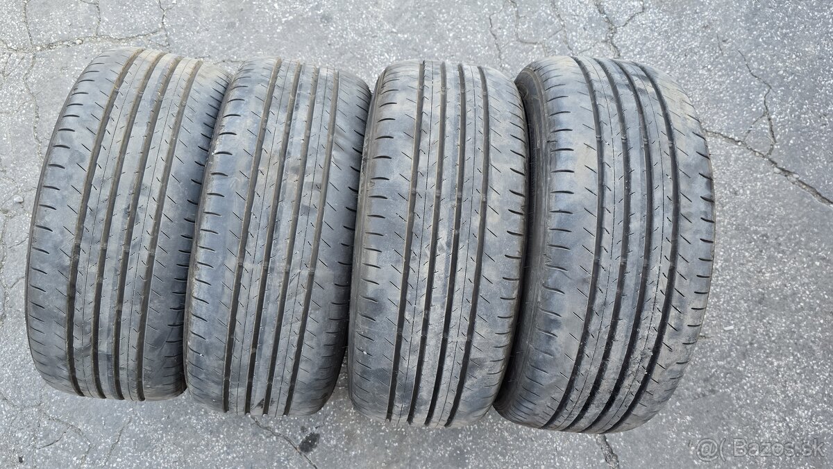 Predám letné pneumatiky 225/45 R17
