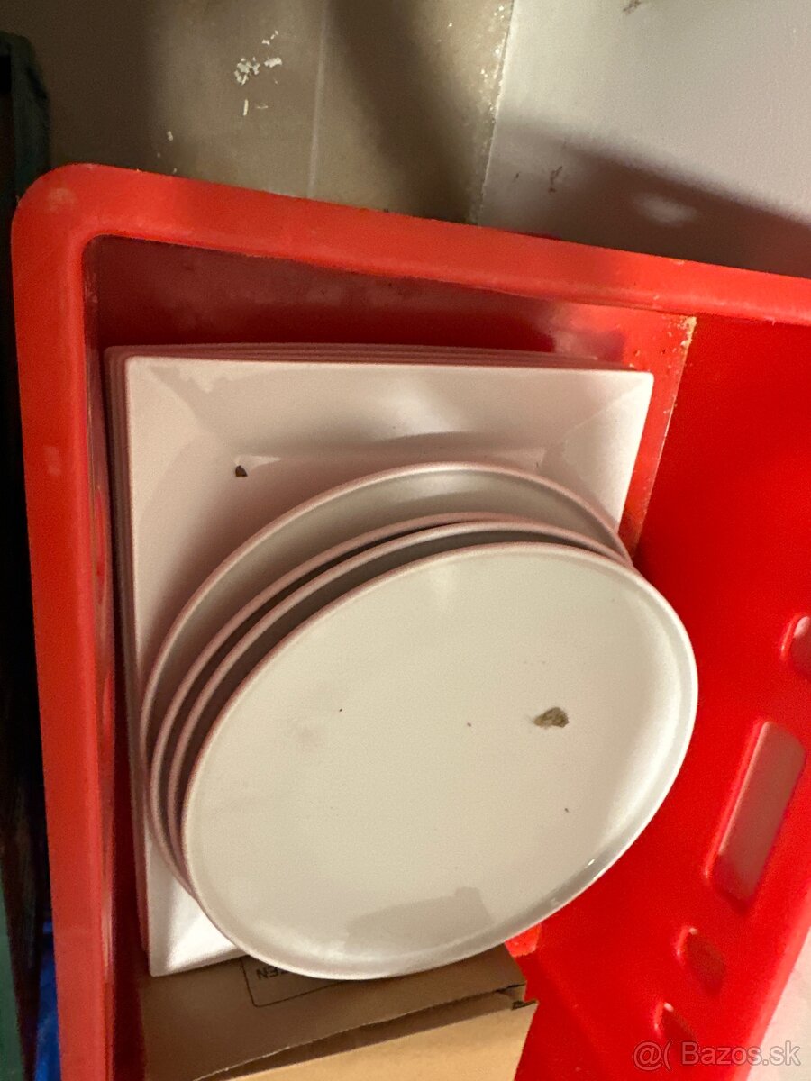 Sada tanierov – rôzne druhy, viac kusov