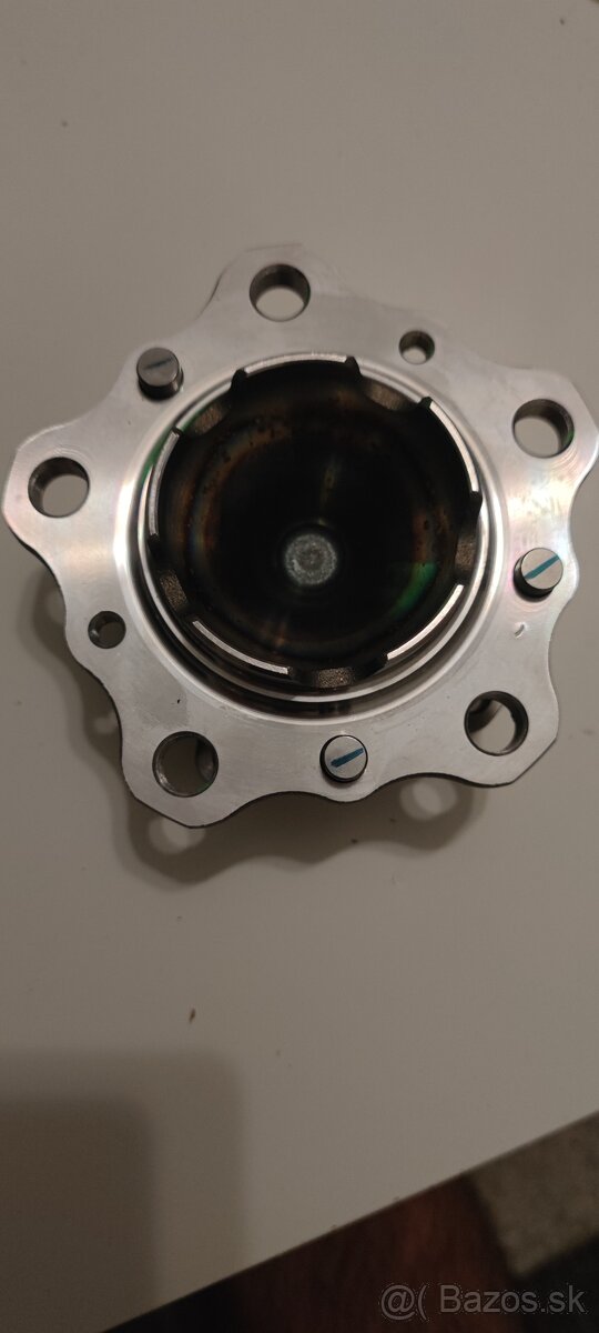 BMW M4 LOŽISKO LEVA STRANA