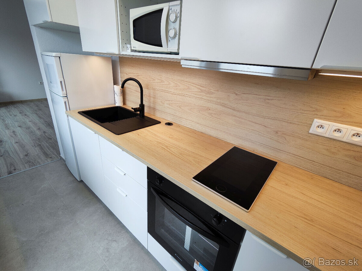 PRENÁJOM 1-izbový byt Handlová