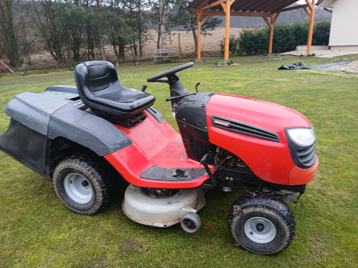 Traktorova kosacka Johnsered