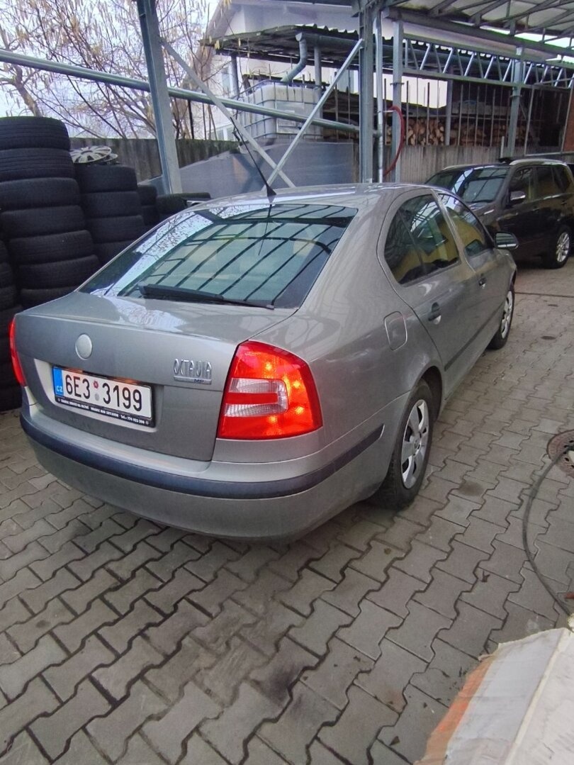 Škoda Octavia 2 1.6 MPI benzin