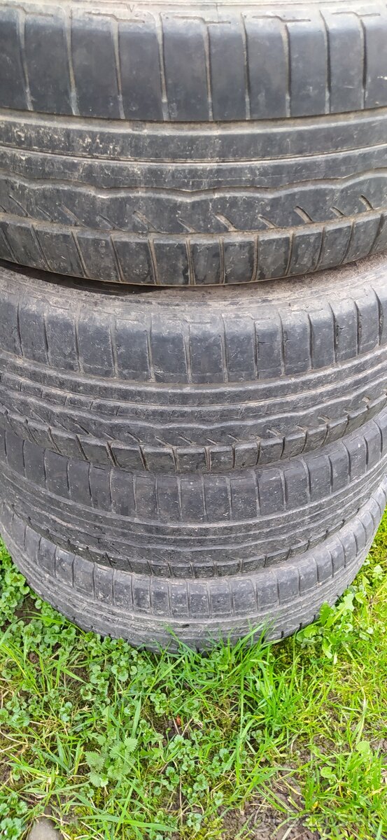 Letné pneumatiky Dunlop 185/60 R15 84H.