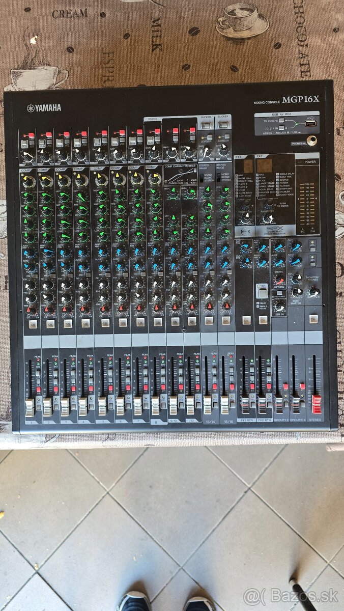 Yamaha MGP16X Analógový mixpult