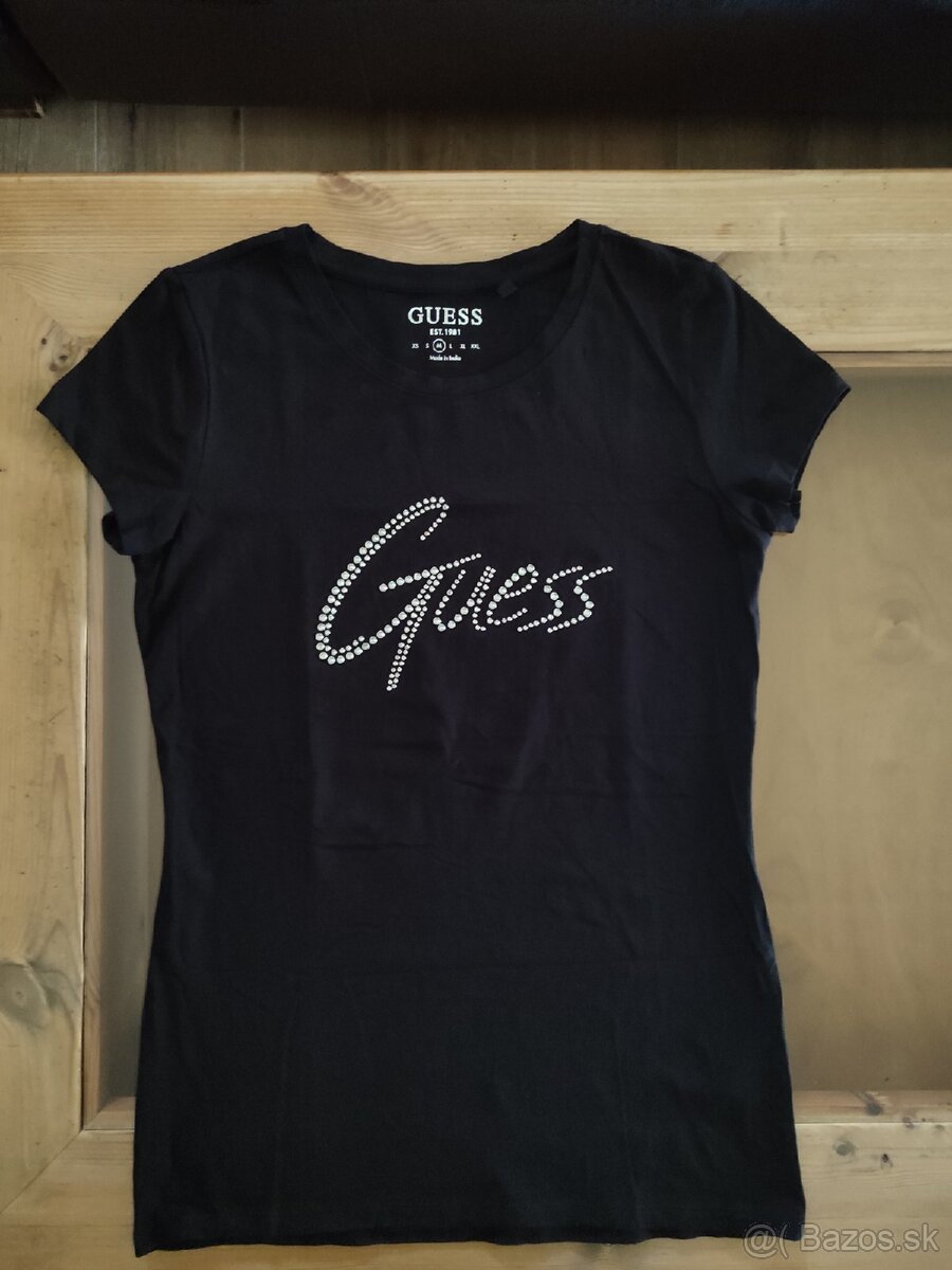 Nove tricko od Guess.Velkost M.