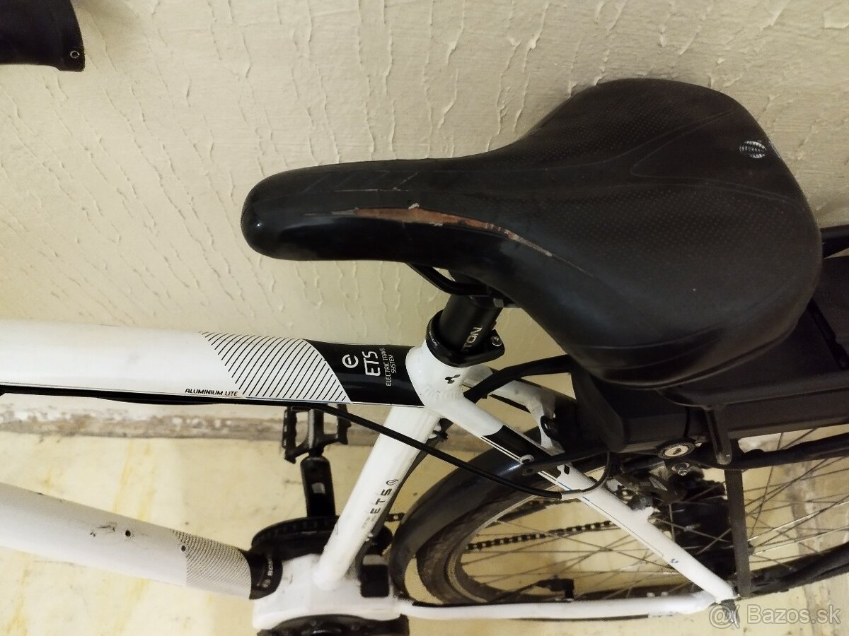 Bicykle CUBE