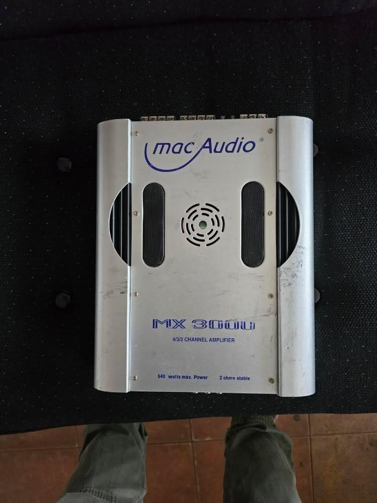 Zosilovač MacAudio MX3000