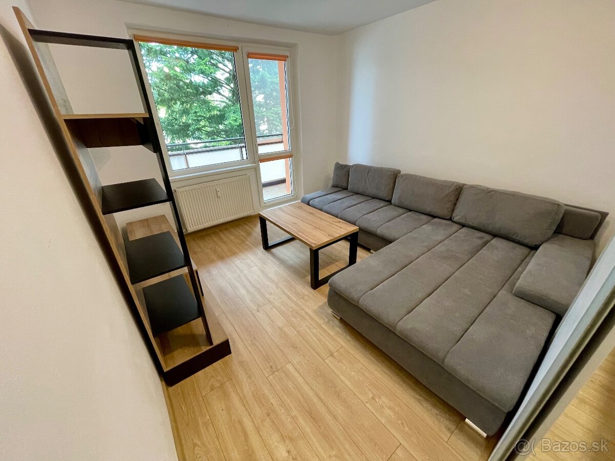 Prenájom 2 izbový byt Poprad Západ