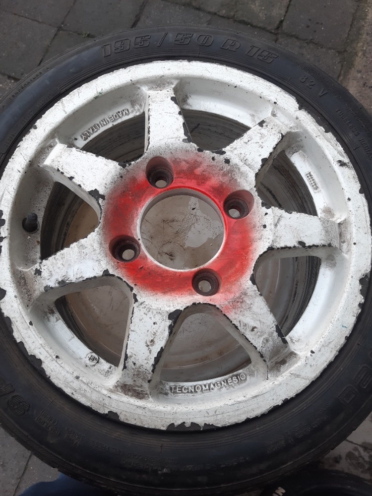 Alu racing Ford 1 ks . ,